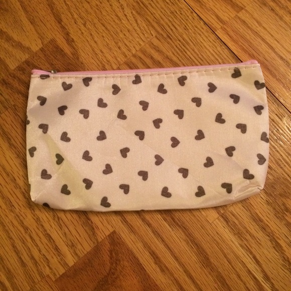 💕Pink & Gray Hearts Cosmetic Bag💕 - Picture 3 of 8